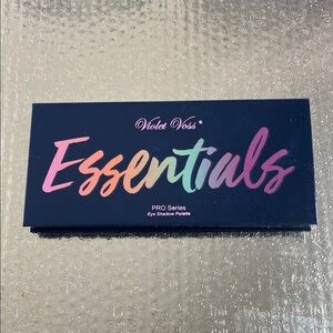 Violet Voss Essentials PRO Series Palette